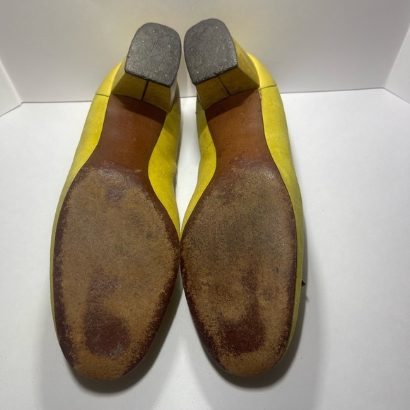 Vintage Hill and Dale heels, heeled loafers, yellow, mustard color. Size 8.5 - Picture 6 of 7